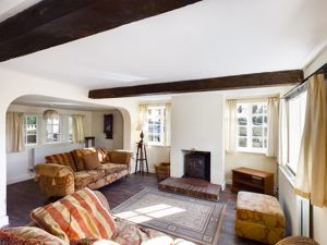 Living room- click for photo gallery